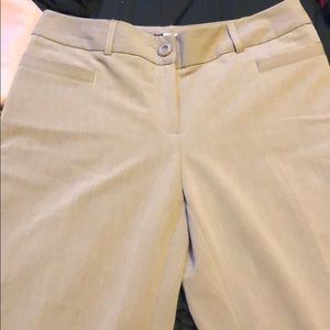 Fan/Cream Dress Pants